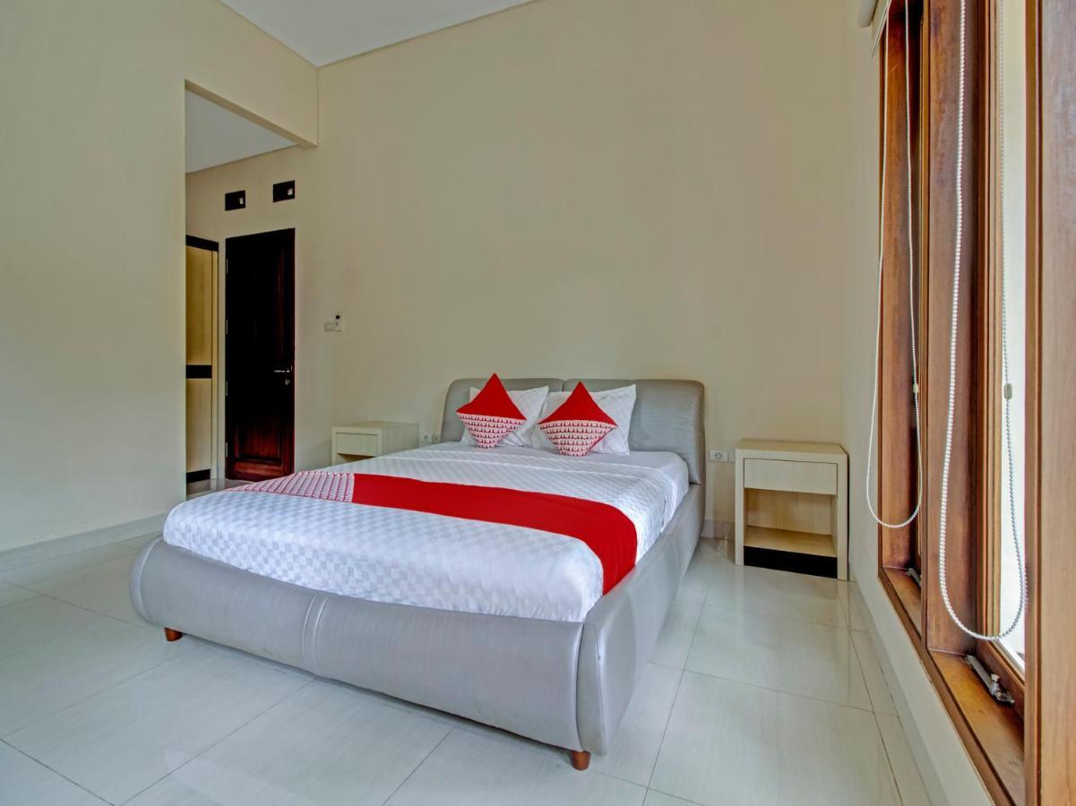 Oyo 89997 Hotel Bumi Kedaton Waterpark Bandar Lampung Dış mekan fotoğraf